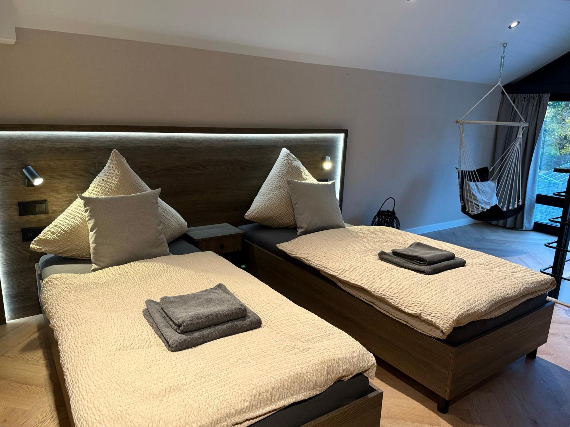 Triumph Ferienhaeuser & Apartments Rangsdorf Rom bilde