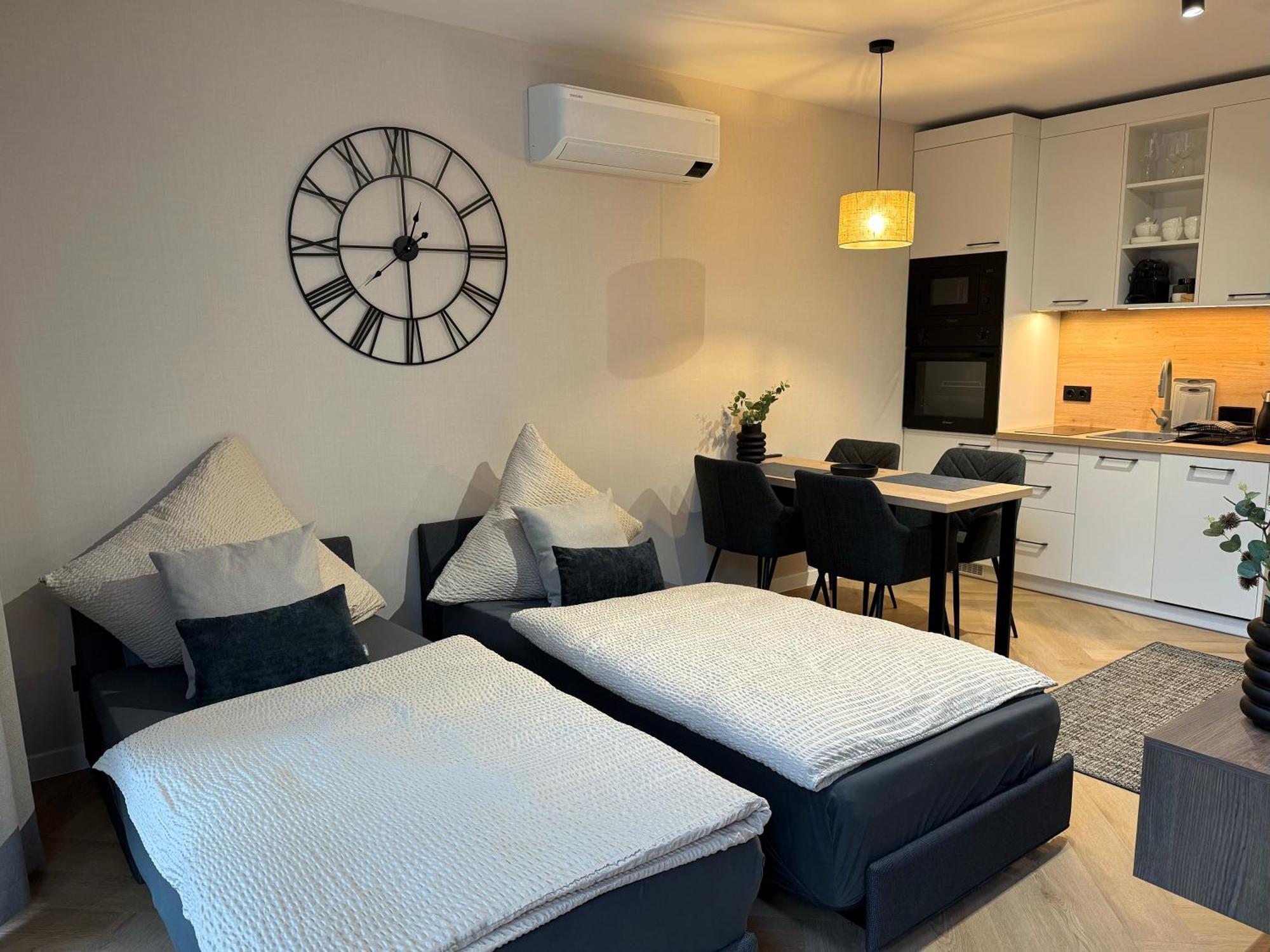 Triumph Ferienhaeuser & Apartments Rangsdorf Rom bilde