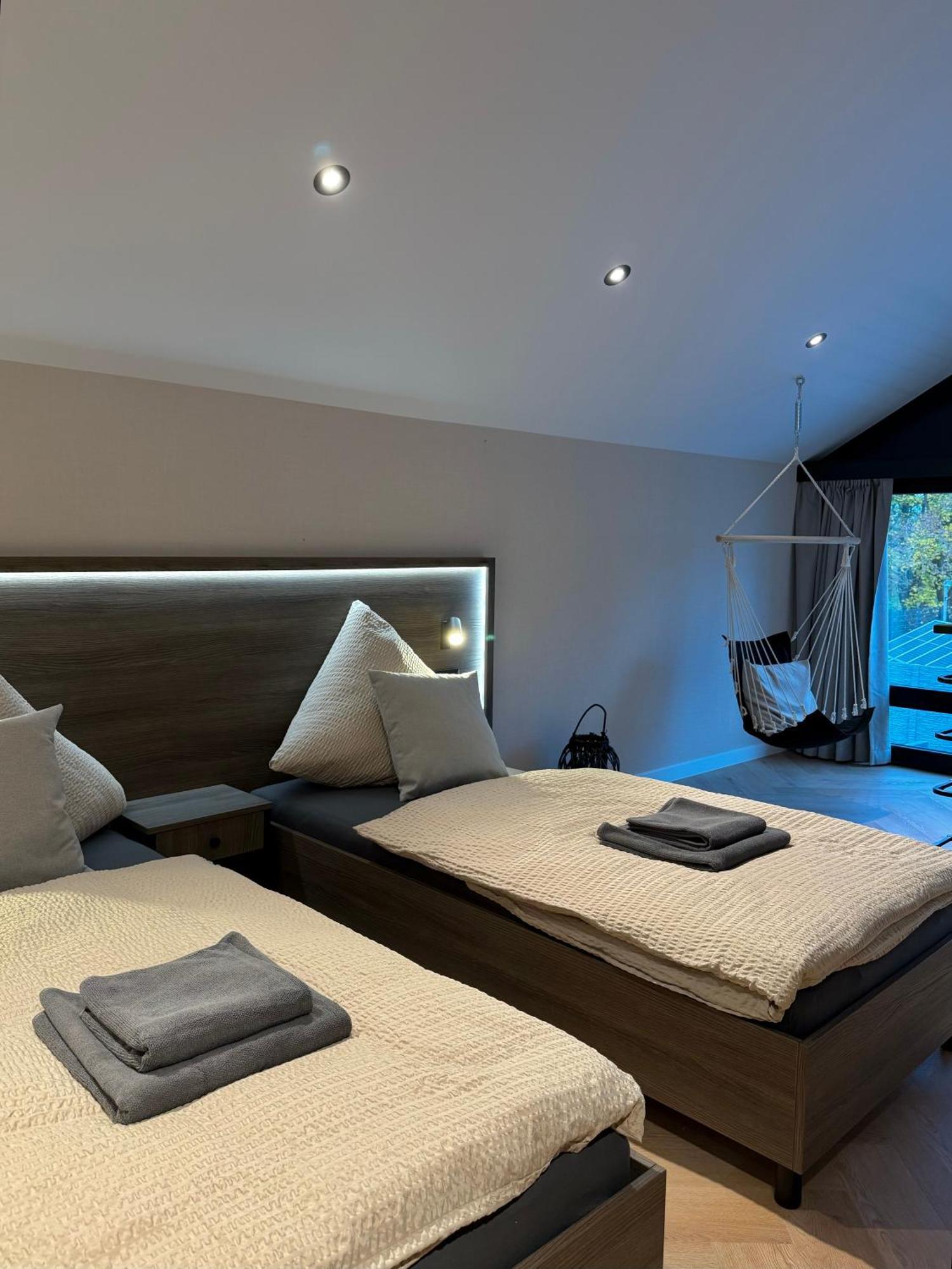 Triumph Ferienhaeuser & Apartments Rangsdorf Rom bilde